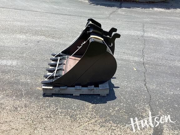 Image of John Deere Compact Excavator Bucket equipment image 3