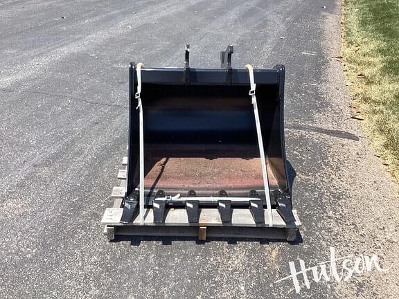 Image of John Deere Compact Excavator Bucket equipment image 1