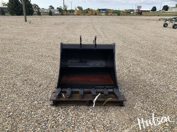 2024 John Deere BYT10995 Equipment Image0