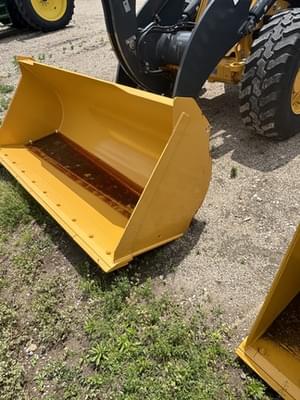 2024 John Deere BYT11582 Image