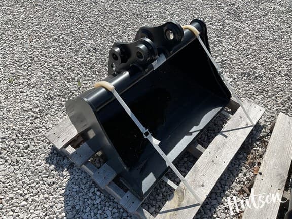 Image of John Deere BYT11910 equipment image 1