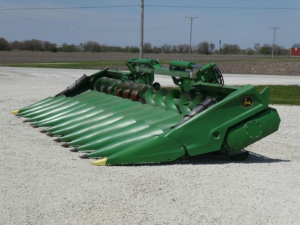 Image of John Deere C12F Primary image