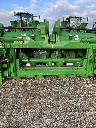 Image of John Deere C12F Primary image