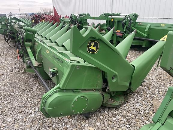 Image of John Deere C12F equipment image 2