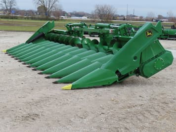Main image John Deere C12F