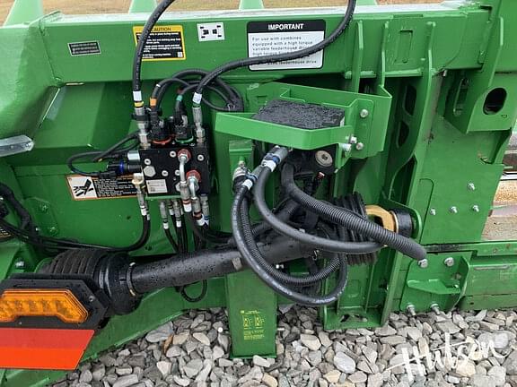 Image of John Deere C12F equipment image 2