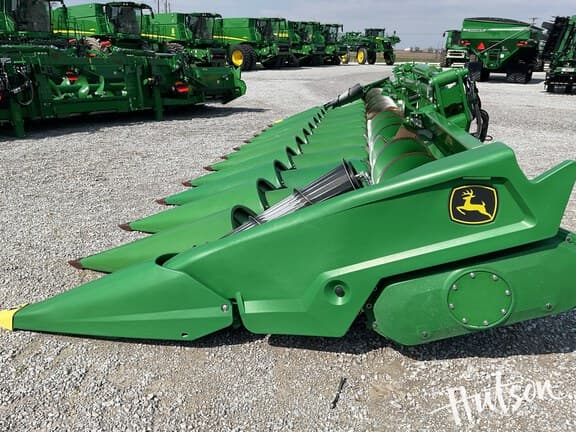 Image of John Deere C12F equipment image 1