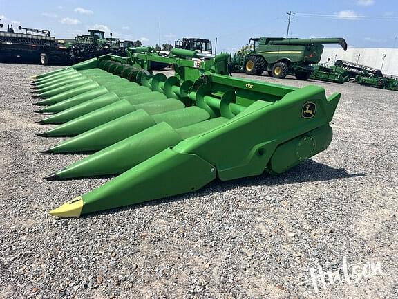 Image of John Deere C12F equipment image 1