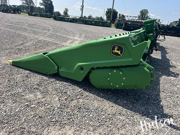 Image of John Deere C12F equipment image 2
