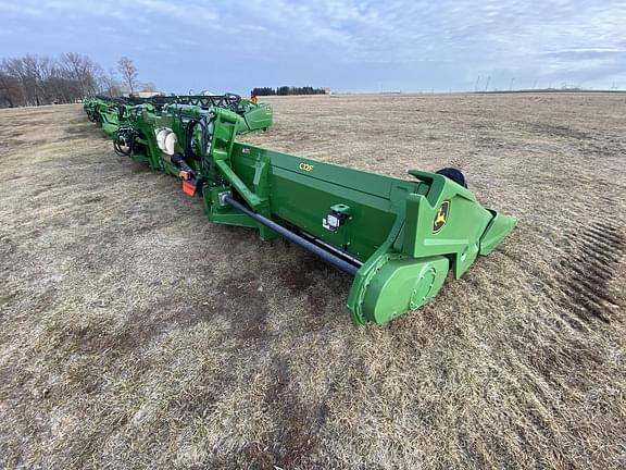 Image of John Deere C12F equipment image 2