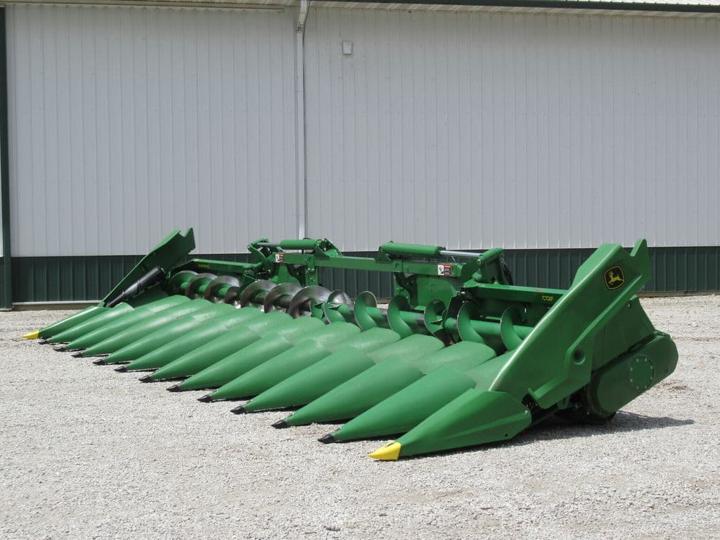 Image of John Deere C12F Primary image