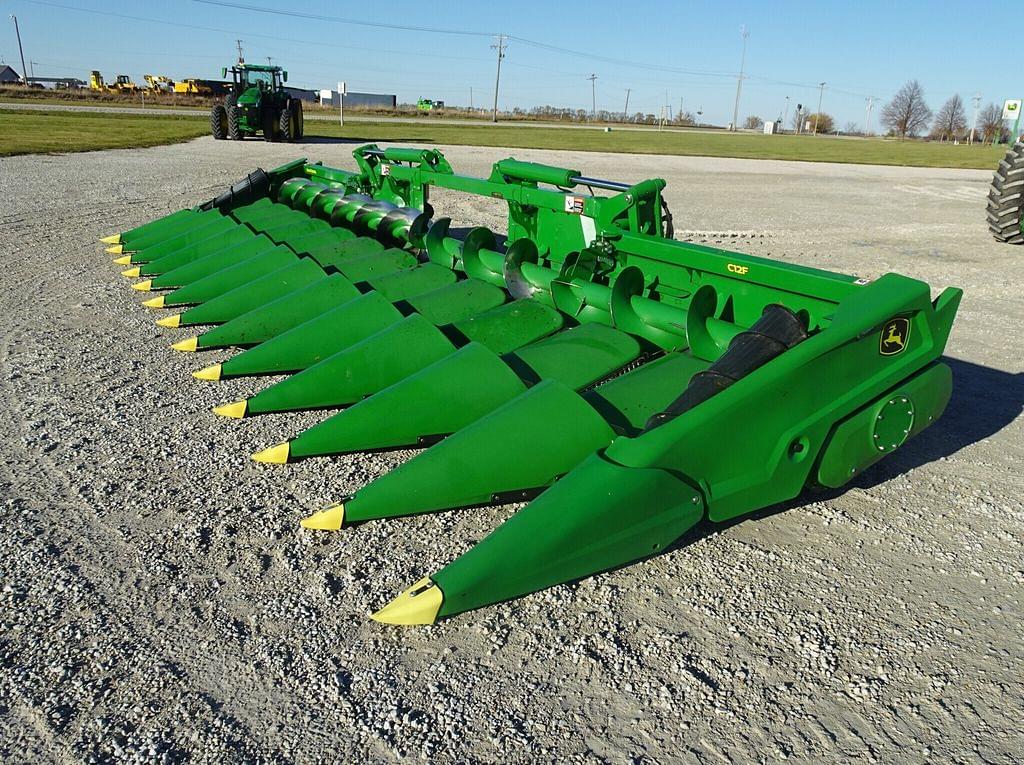 Image of John Deere C12F Primary image