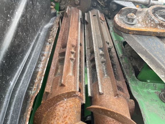 Image of John Deere C12F equipment image 2