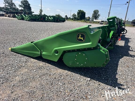 Image of John Deere C12F equipment image 2