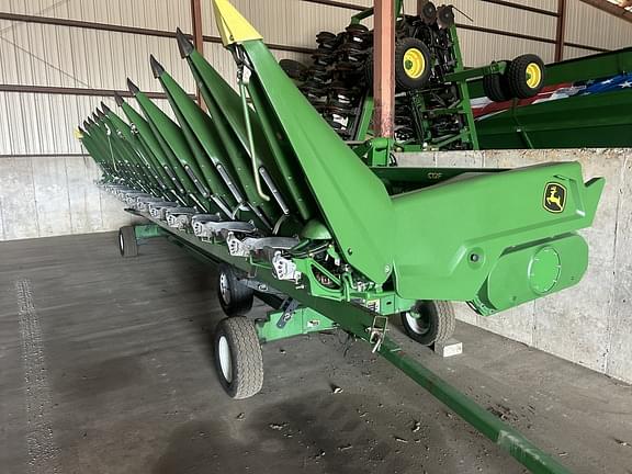 Image of John Deere C12F Primary image