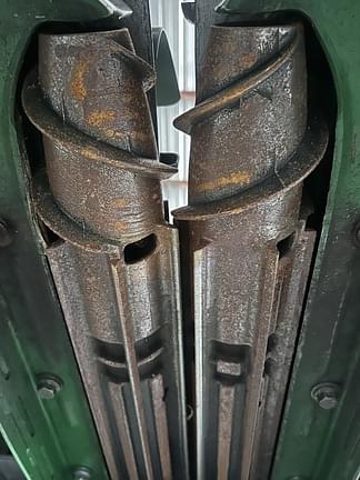 Image of John Deere C12F equipment image 1