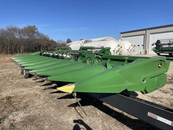 Image of John Deere C12F equipment image 2