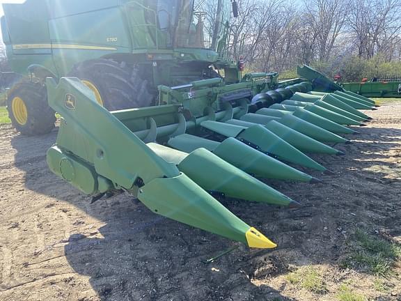 Image of John Deere C12F Primary image