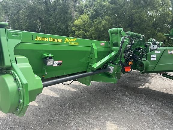 Image of John Deere C12F equipment image 2