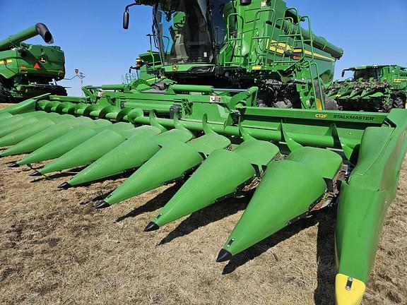 Image of John Deere C12F equipment image 1