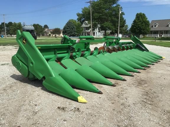 Image of John Deere C12F Primary image