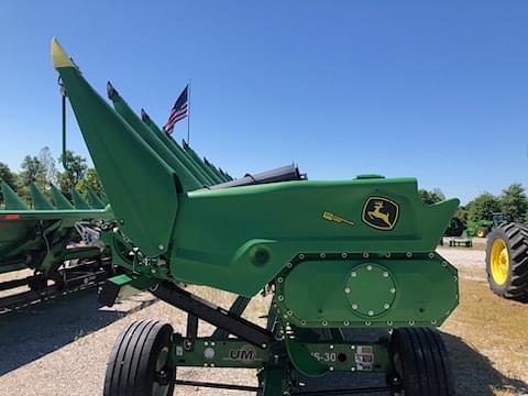 Image of John Deere C12F equipment image 1