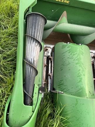 Image of John Deere C12F equipment image 4