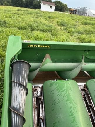 Image of John Deere C12F equipment image 3
