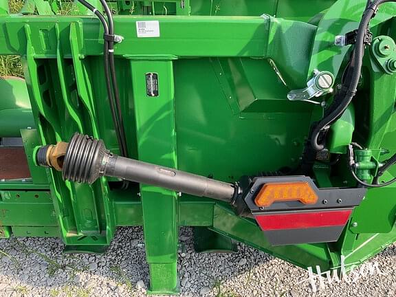 Image of John Deere C12F equipment image 4