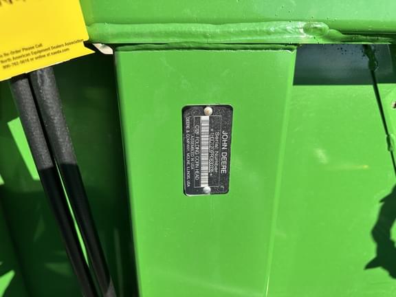 Image of John Deere C12F equipment image 1