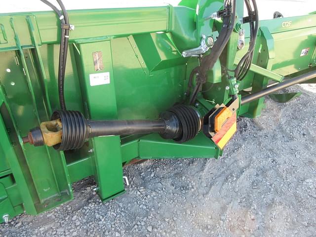 Image of John Deere C12F equipment image 3