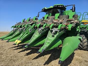 Main image John Deere C12F