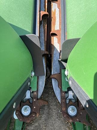 Image of John Deere C12F equipment image 2