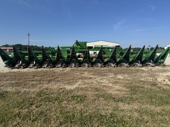 Image of John Deere C12F Primary image