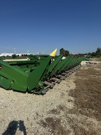 Image of John Deere C12F equipment image 2