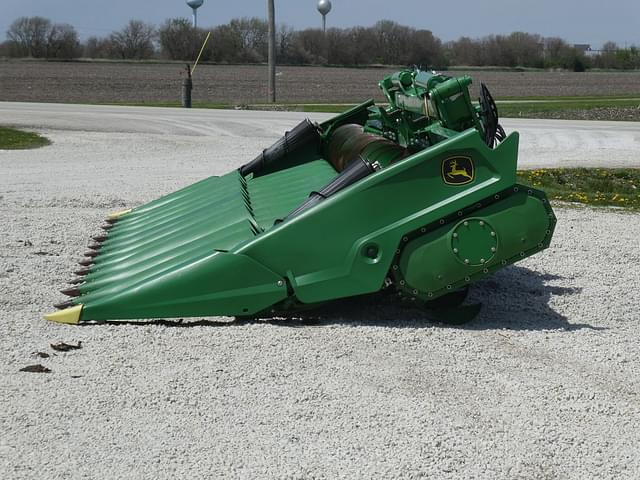 Image of John Deere C12F equipment image 1