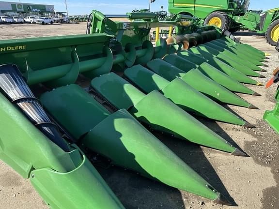 Image of John Deere C12F Primary image
