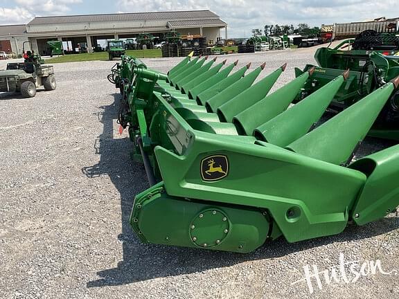 Image of John Deere C12F equipment image 2