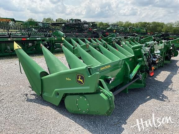 Image of John Deere C12F equipment image 3