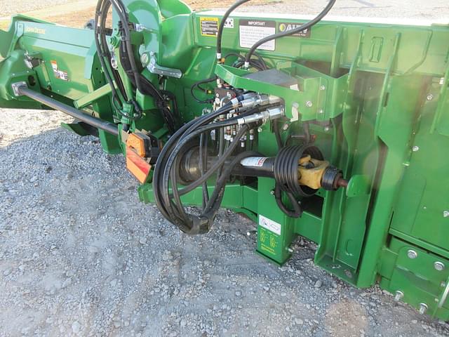 Image of John Deere C12F equipment image 3