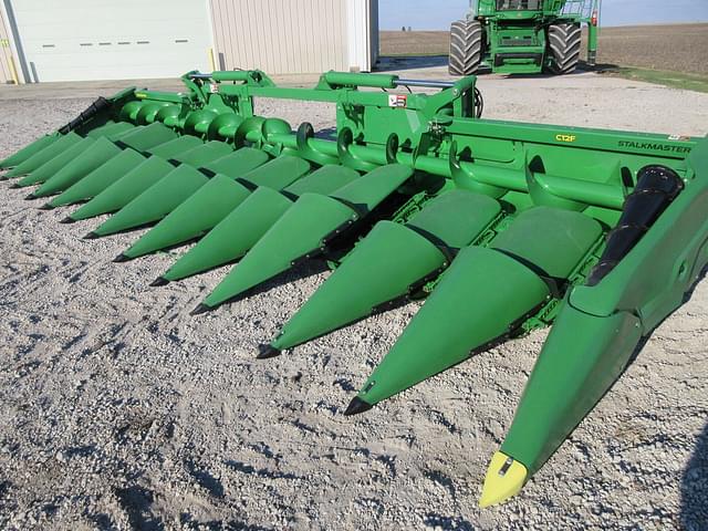 Image of John Deere C12F equipment image 1