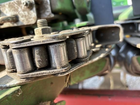 Image of John Deere C12F equipment image 4