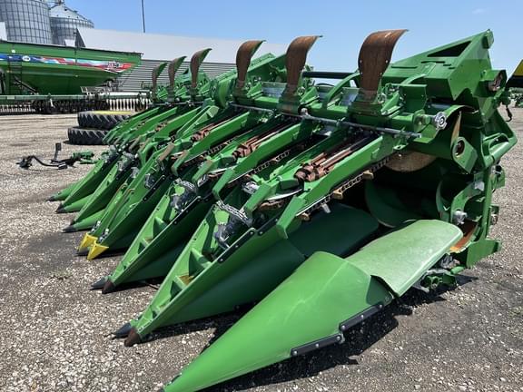Image of John Deere C12F Primary image