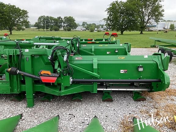 Image of John Deere C12F equipment image 4