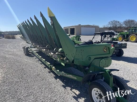 Image of John Deere C12F equipment image 1