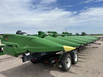 Main image John Deere C12F