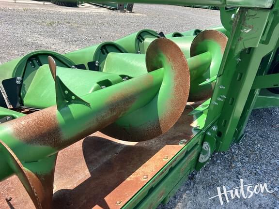 Image of John Deere C12F equipment image 4