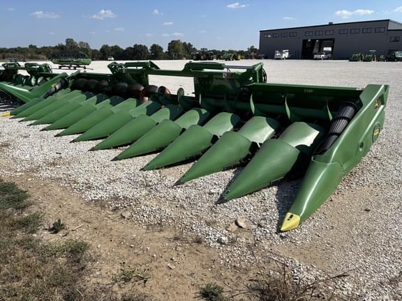 Image of John Deere C12F Primary image