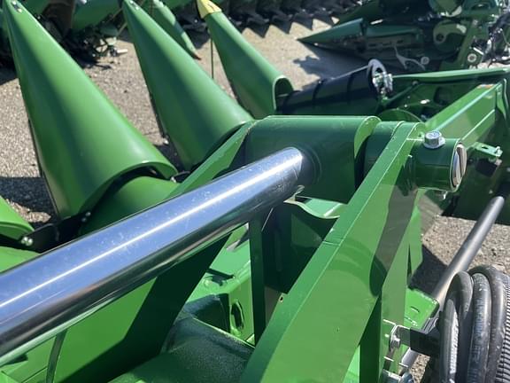 Image of John Deere C12F equipment image 1