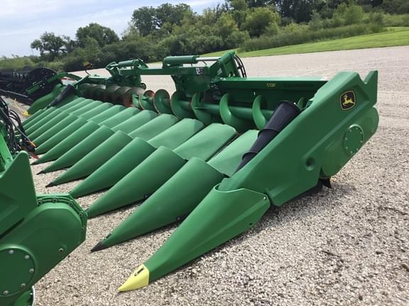 Image of John Deere C12F equipment image 1